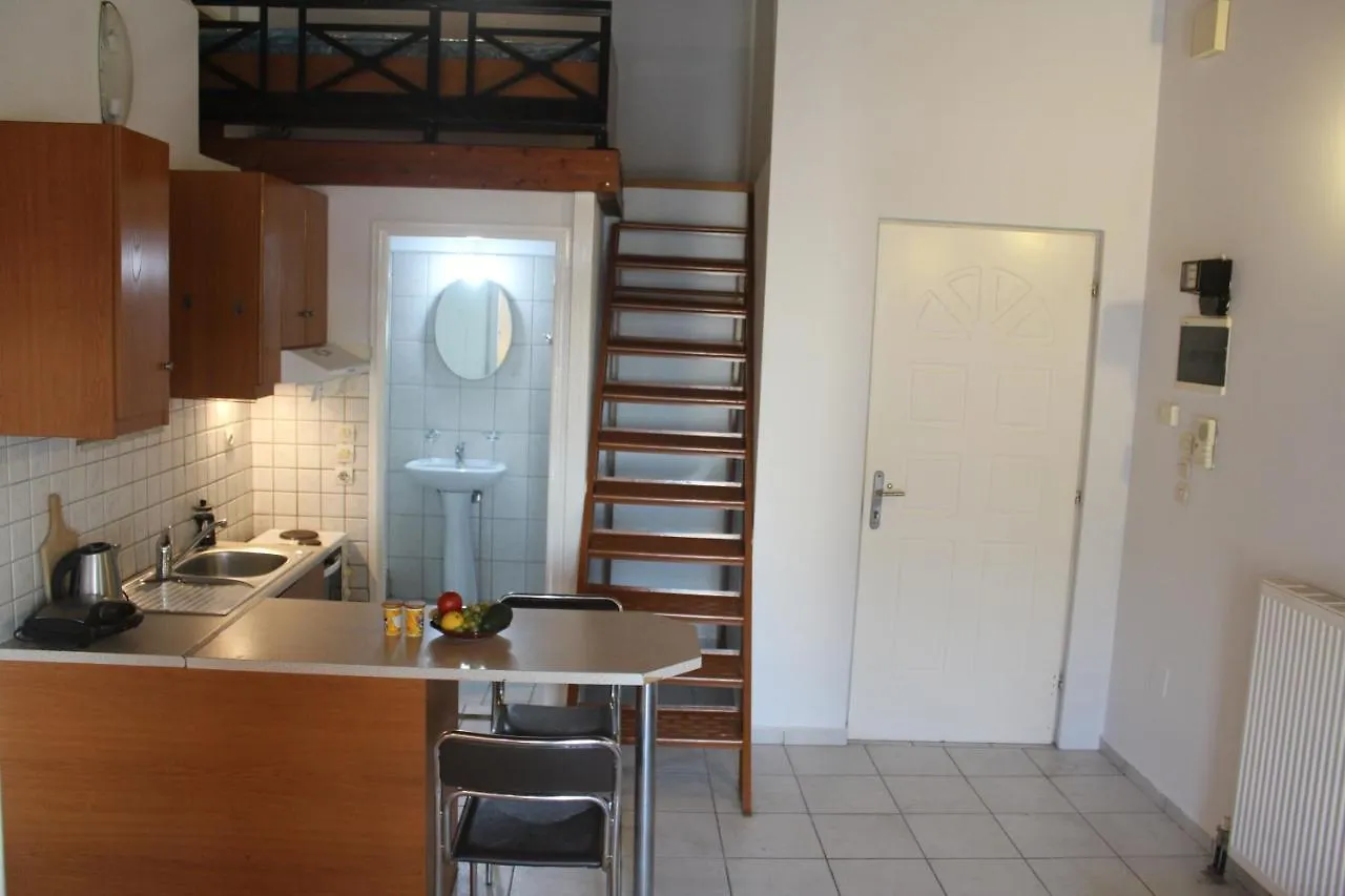 Le Chris Central Apartments Resmo