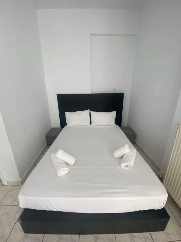 Le Chris Central Apartments Resmo