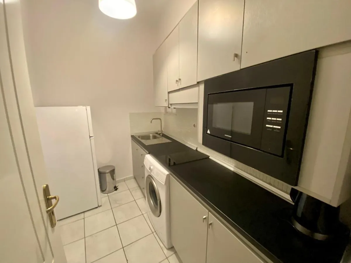 Le Chris Central Apartments Rethymno  Greece