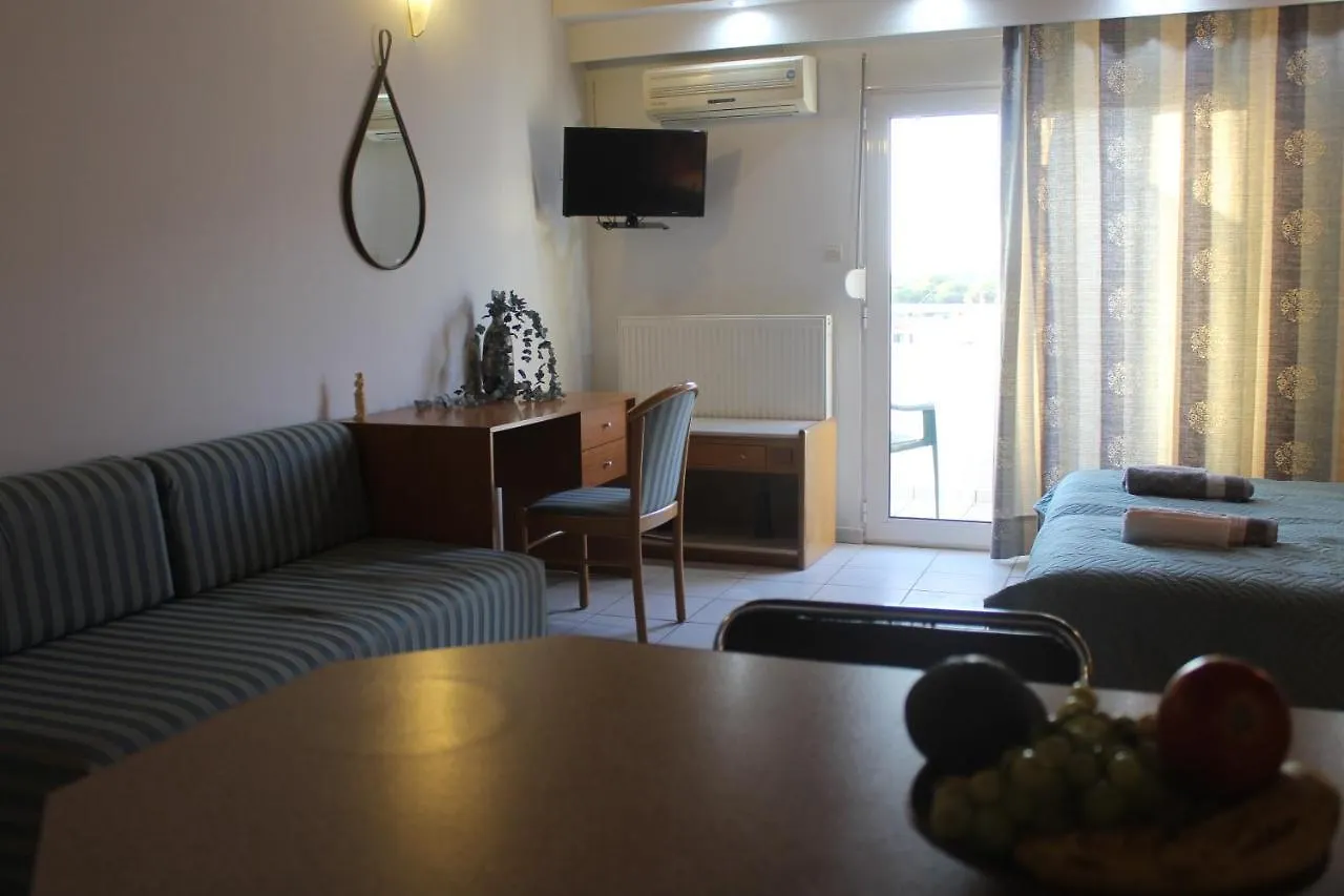 Le Chris Central Apartments レティムノ